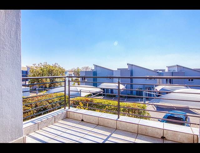 2 BEDROOM APARTMENT TO LET IN BROADACRES